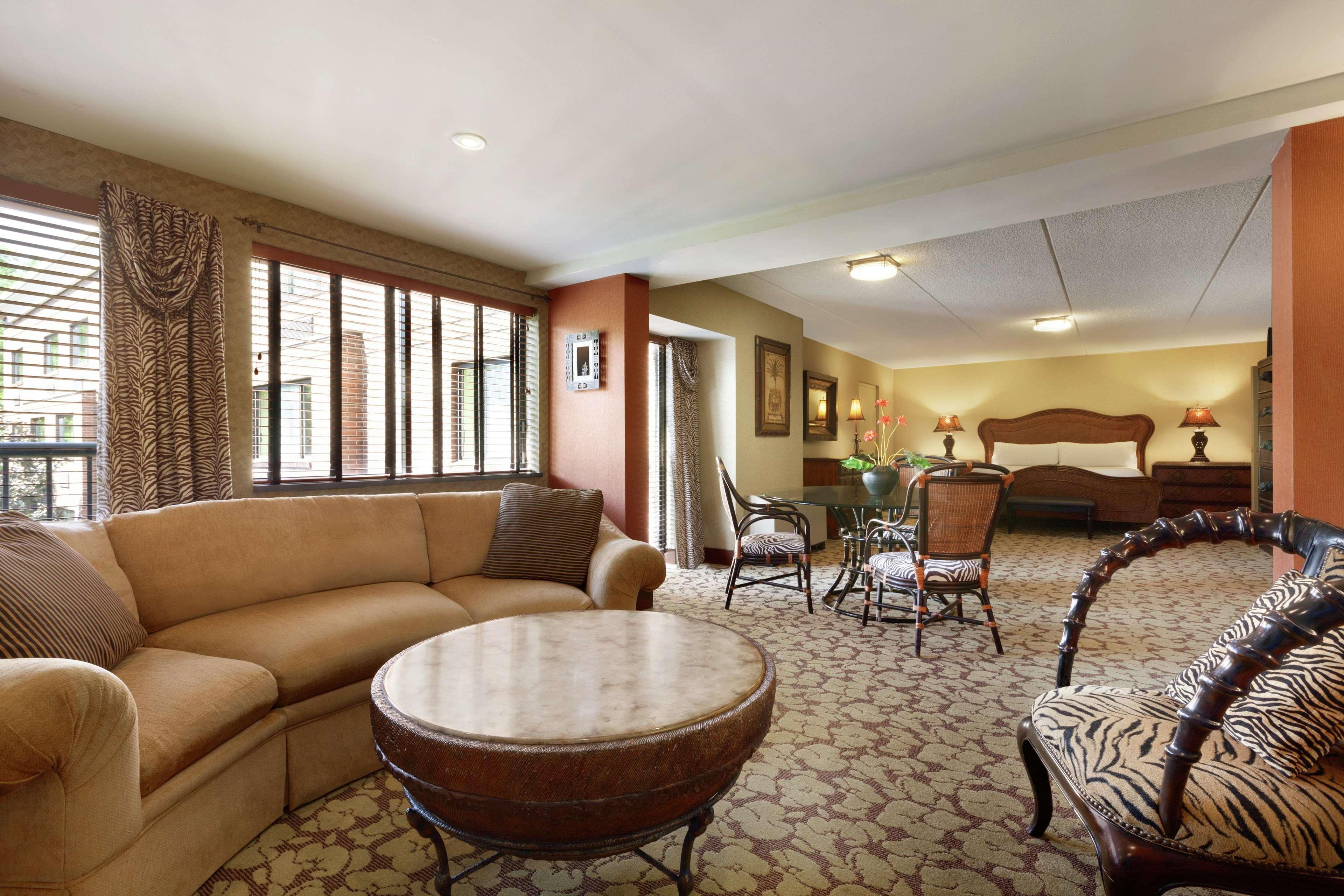 Hilton Garden Inn Rochester/Pittsford Bushnell Basin Extérieur photo