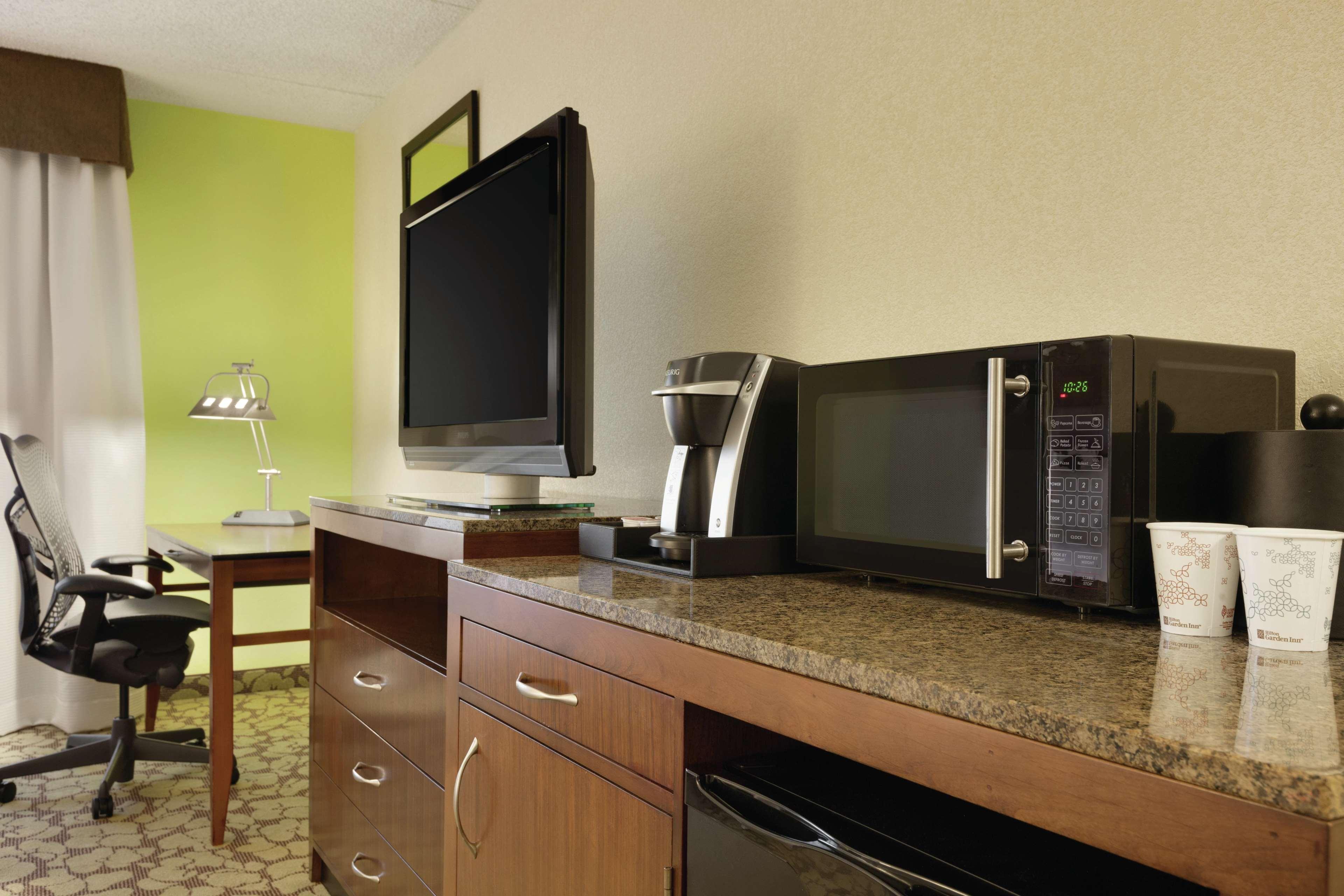Hilton Garden Inn Rochester/Pittsford Bushnell Basin Extérieur photo